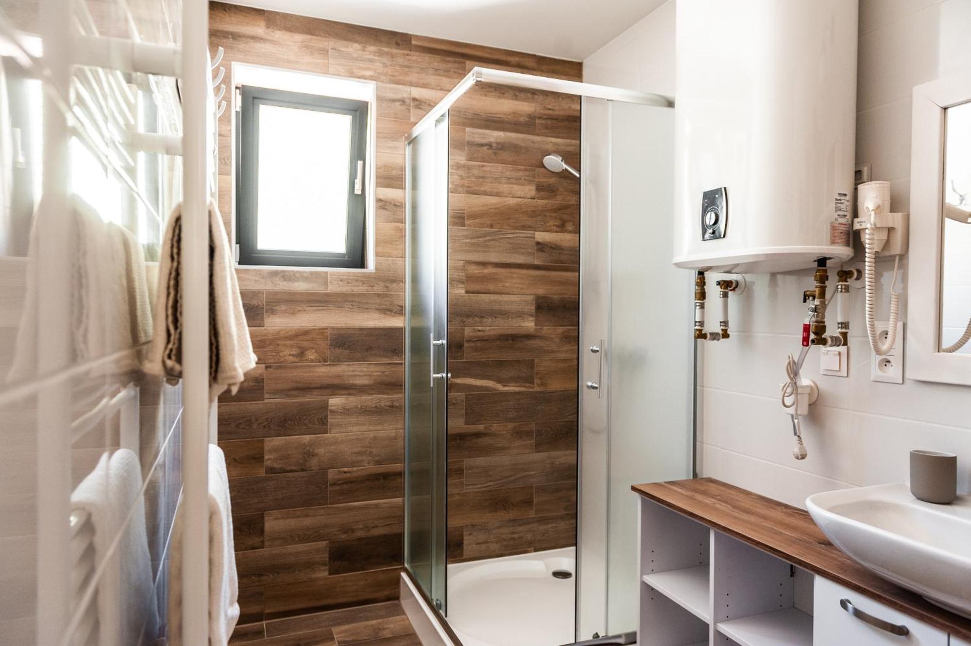 Apartmany Besen Bešeňová Kültér fotó