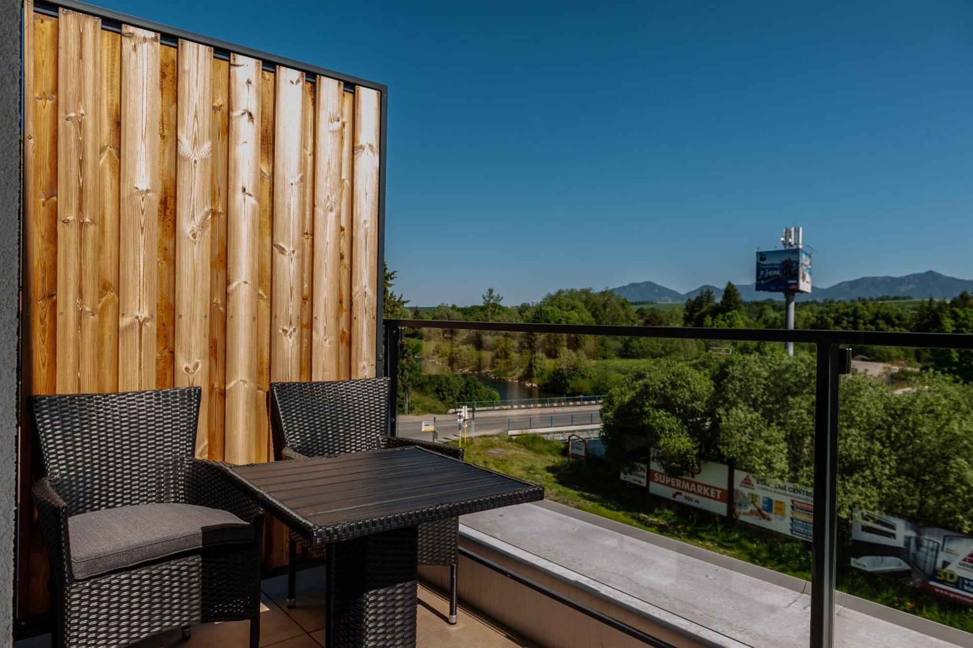 Apartmany Besen Bešeňová Kültér fotó