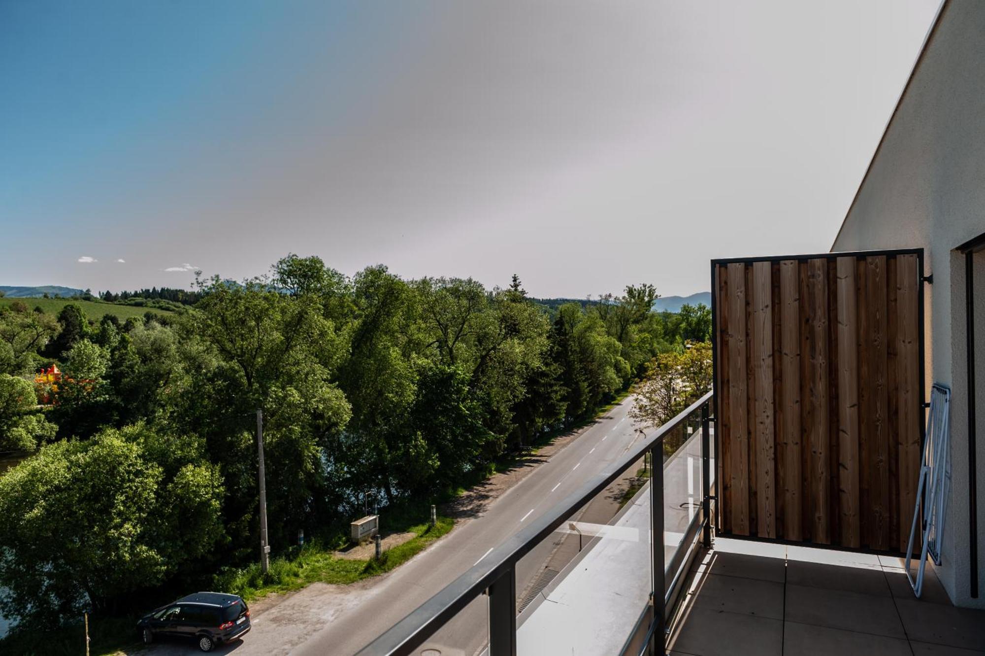 Apartmany Besen Bešeňová Kültér fotó