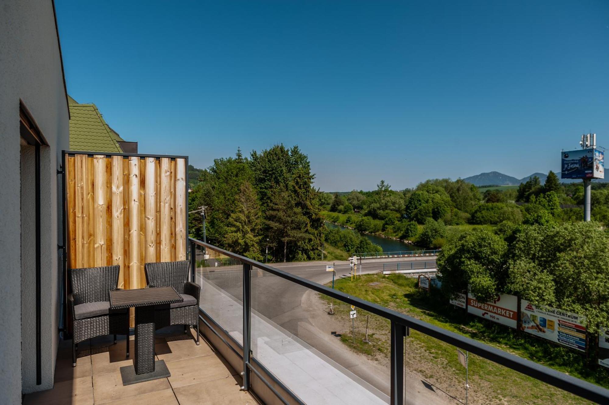 Apartmany Besen Bešeňová Kültér fotó